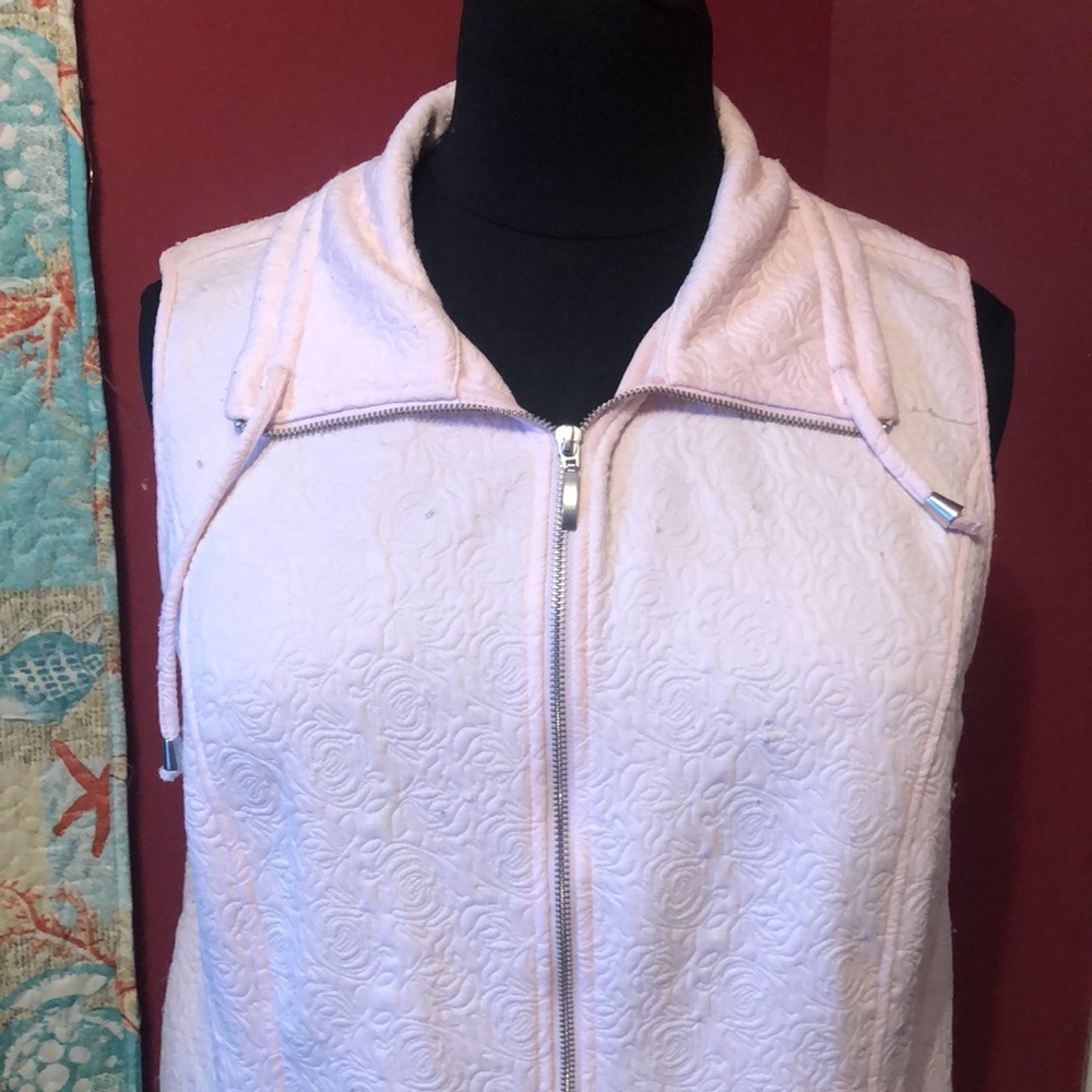 Zipup Vest - Picture 2 of 5